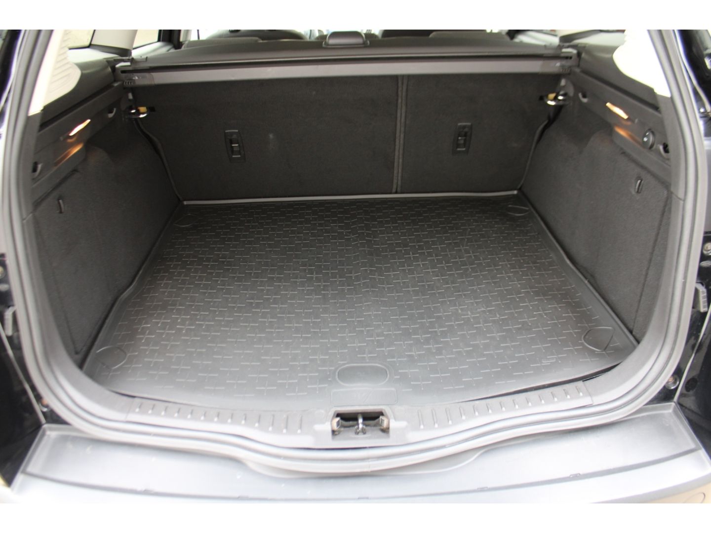 FORD Focus Turnier Titanium 1.5 EcoBoost Xenon RFK GR - Image 9