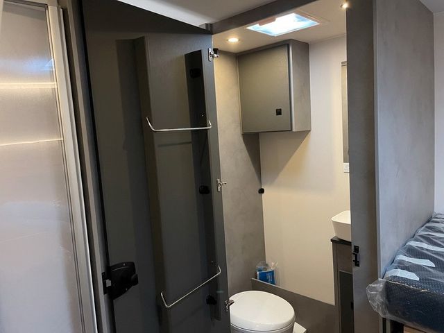 Crosscamp EXPDN 7.4E AUTOMATIK Kamera NAVI