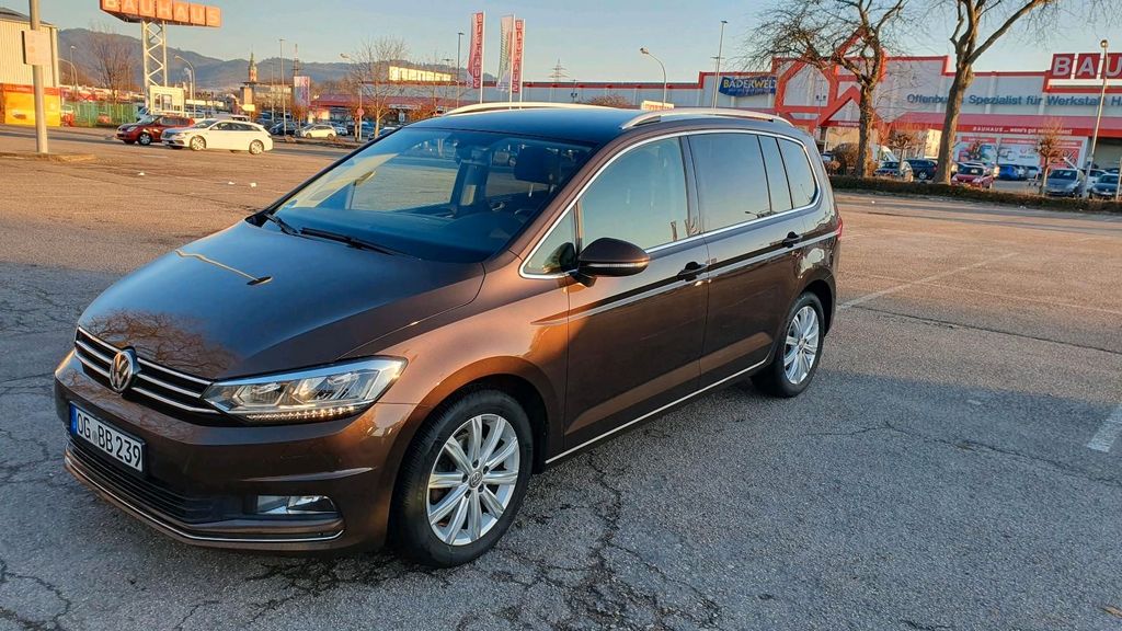 Image of Volkswagen Touran