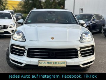 Porsche Cayenne - 2