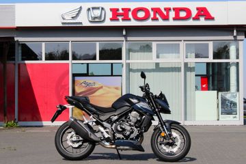 Honda Hornet e-Clutch *inkl. Zubehör