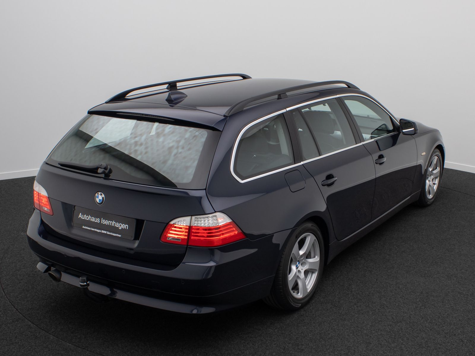 Fahrzeugabbildung BMW 520d Special Edition PDC NaviPro Memory Tempomat