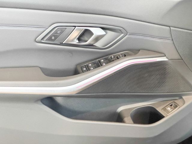 BMW 320 - Bild 15
