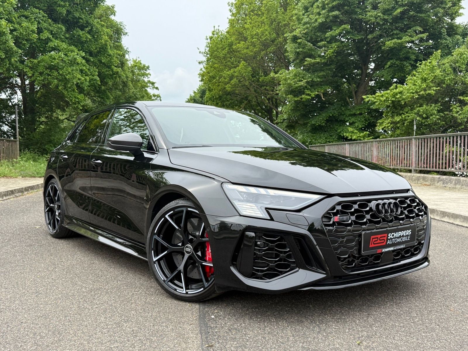 Fahrzeugabbildung Audi RS3 Sportback KERAMIK|DYNAMIK+|290|HUD|PANO|360°