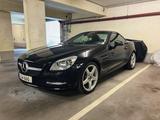 Mercedes-Benz SLK 200 BlueEFFICIENCY Bj.2012 Automatik Schwarz - Mercedes-Benz SLK 200 in Essen