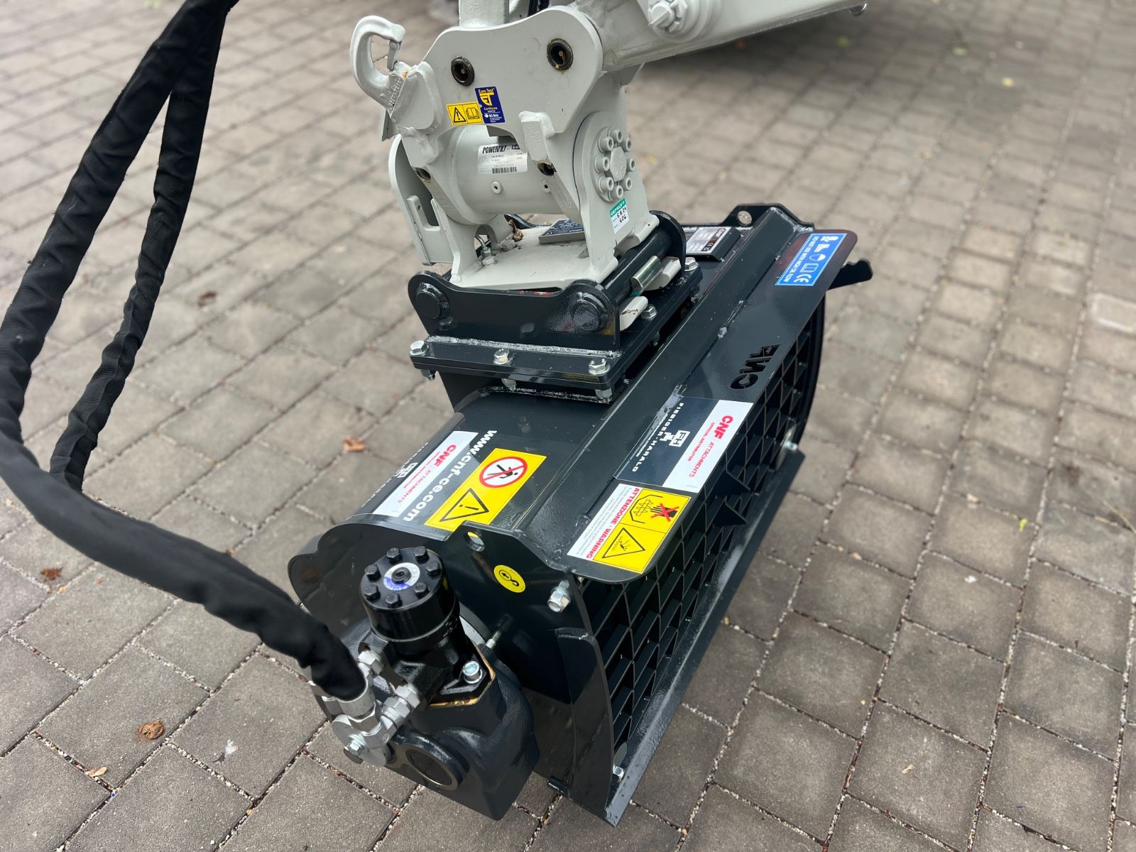 Fahrzeugabbildung Kubota CNF -Betonmschaufel Bmx 100 für Takeuchi, JCB