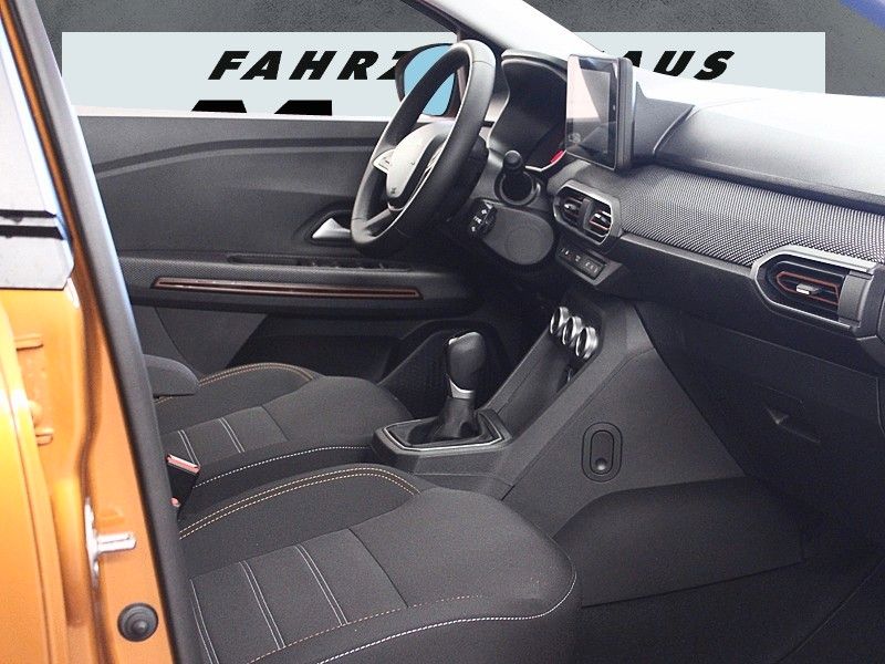 Fahrzeugabbildung Dacia Sandero TCe90 Stepway Expression*Media Display*