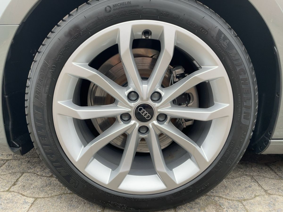 Audi A4 - Bild 8
