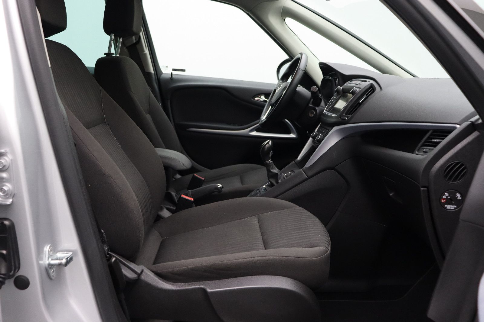 Fahrzeugabbildung Opel Zafira Tourer 1.4 Active