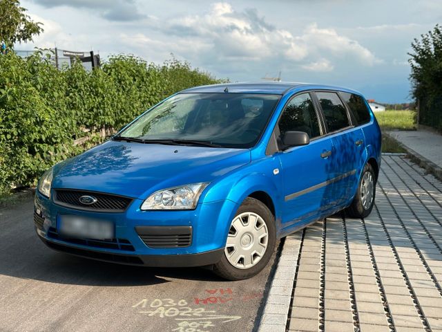 Ford Focus mit Tuv