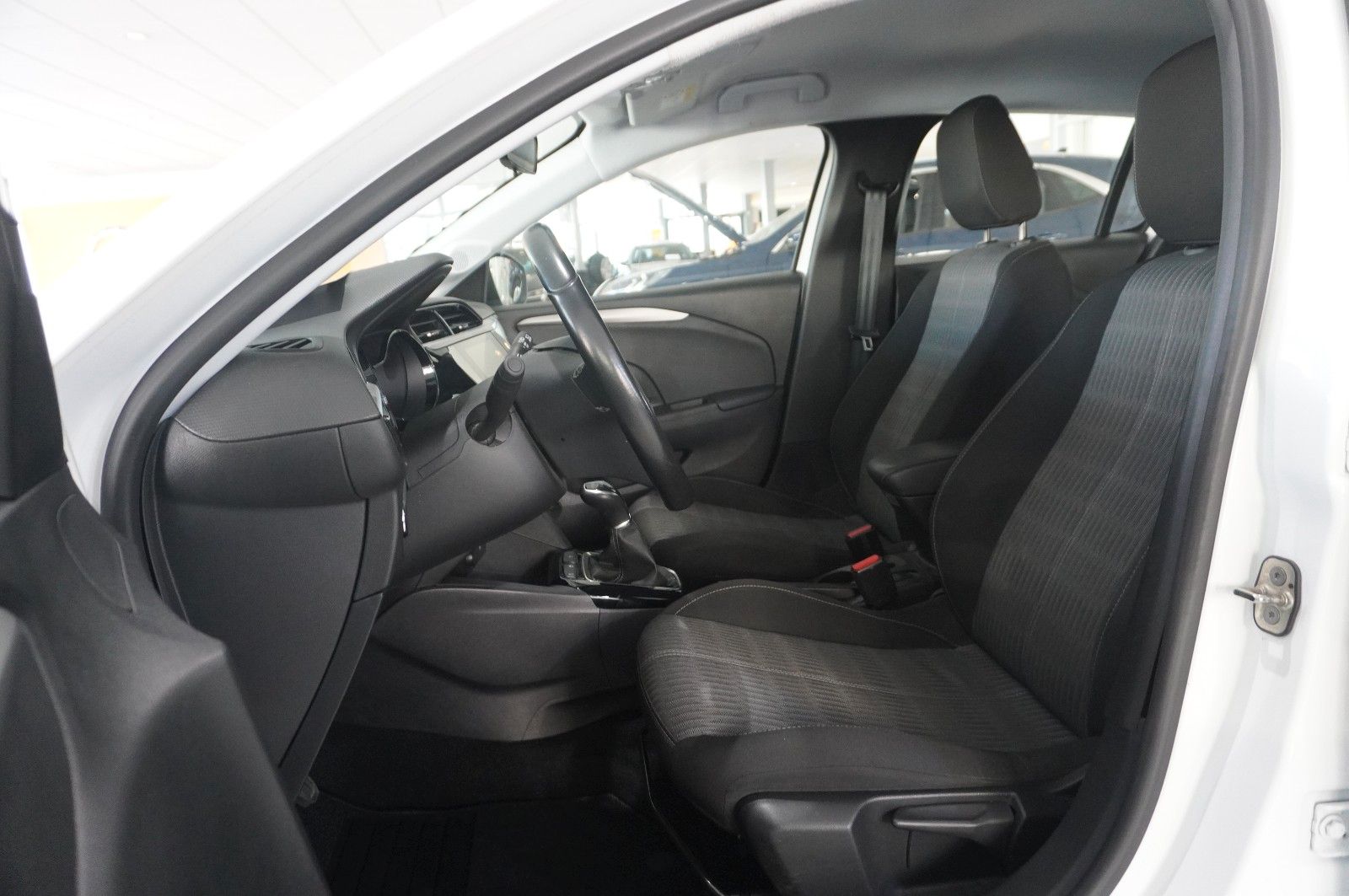 Fahrzeugabbildung Opel Corsa F 1.2 EDITION NAVI/SHZ/PDC/TEMP./USB/DAB+