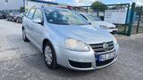 Volkswagen Golf V Variant Trendline - Volkswagen Golf aus 2008 mit Diesel-Antrieb: Kombi