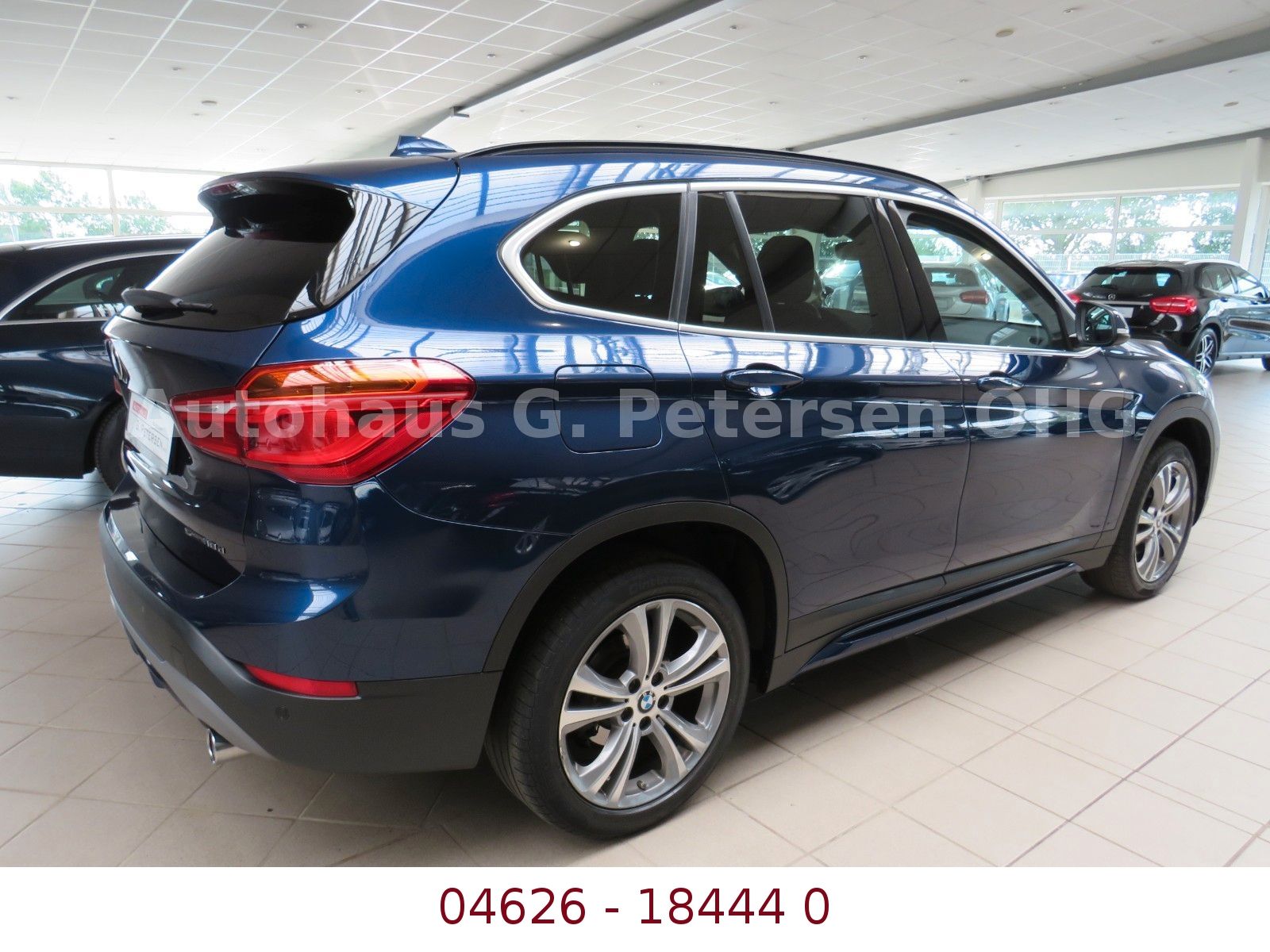 Fahrzeugabbildung BMW X1 sDrive 18 d Sport Line*Autom*LED*AHK*SHZ*Navi