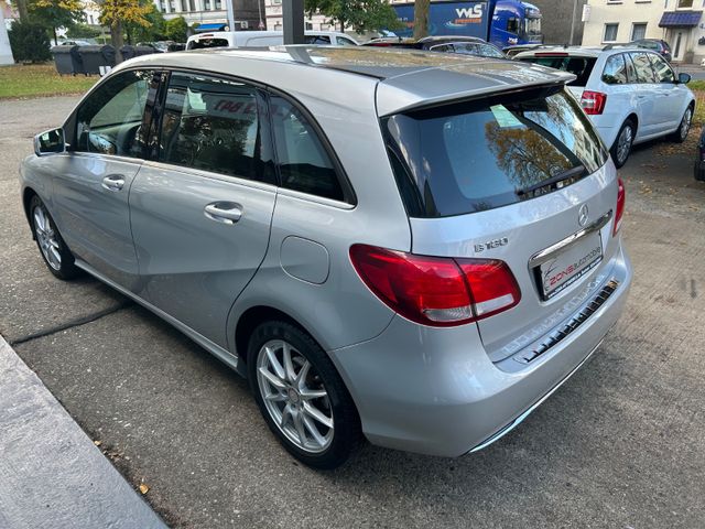 Fahrzeugabbildung Mercedes-Benz B 180 Automatik+NaviZB+Kamera+BT+Klima+LM WR