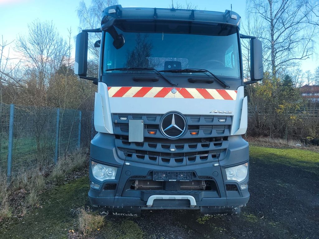 Mercedes-Benz null