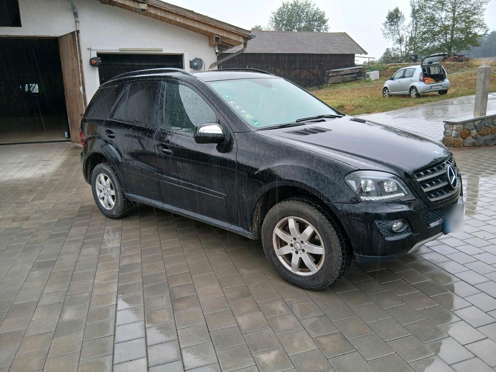 Mercedes-Benz ML350 2009 — photo 5