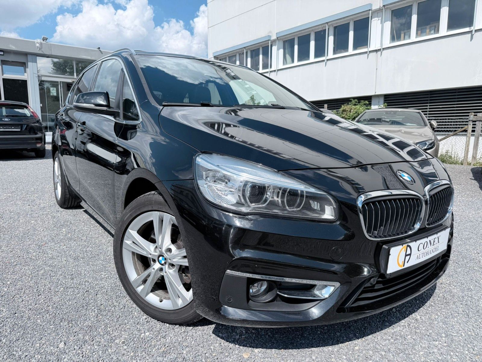 BMW 218d Active Tourer Autom Luxury LED|PANO|HUD|NAV