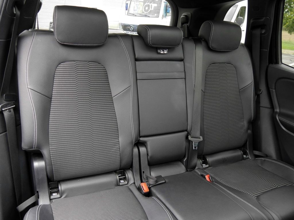 Mercedes-Benz GLB 220 d |NIGHT|Progressive|DISTR|NAVI|MBeam|LM