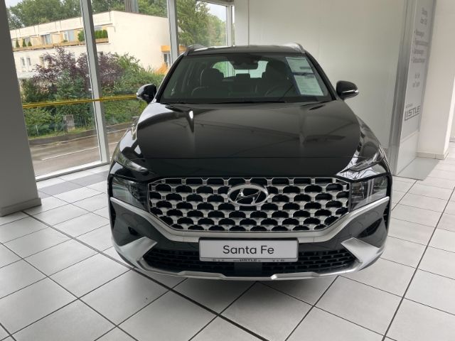 Fahrzeugabbildung Hyundai SANTA FE Facelift 2.2 CRDi 2WD 8DCT TREND MJ23 N