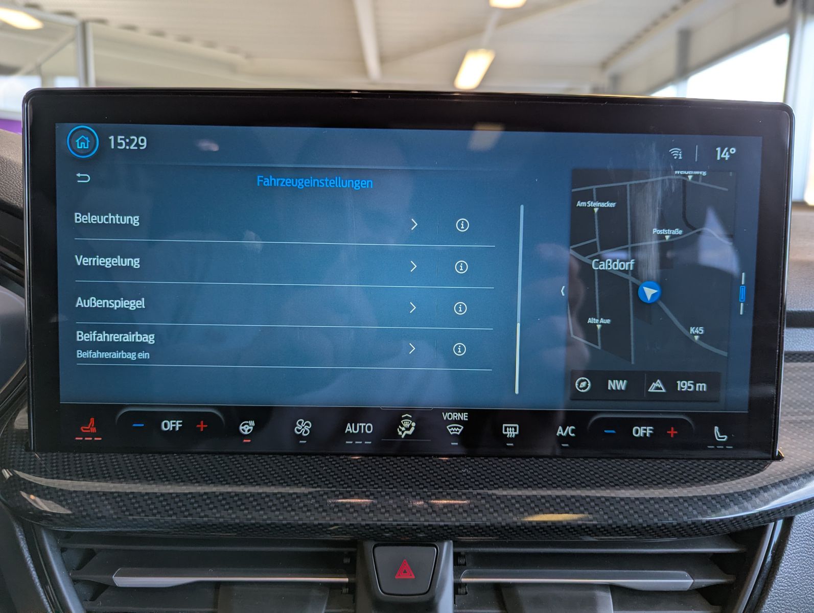 Fahrzeugabbildung Ford Focus 1.0 ST-Line X Styling Matrix B&amp;O Pano 18"