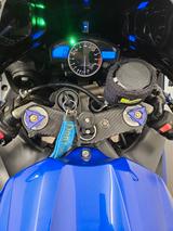 Yamaha R1 rn12 - Offers