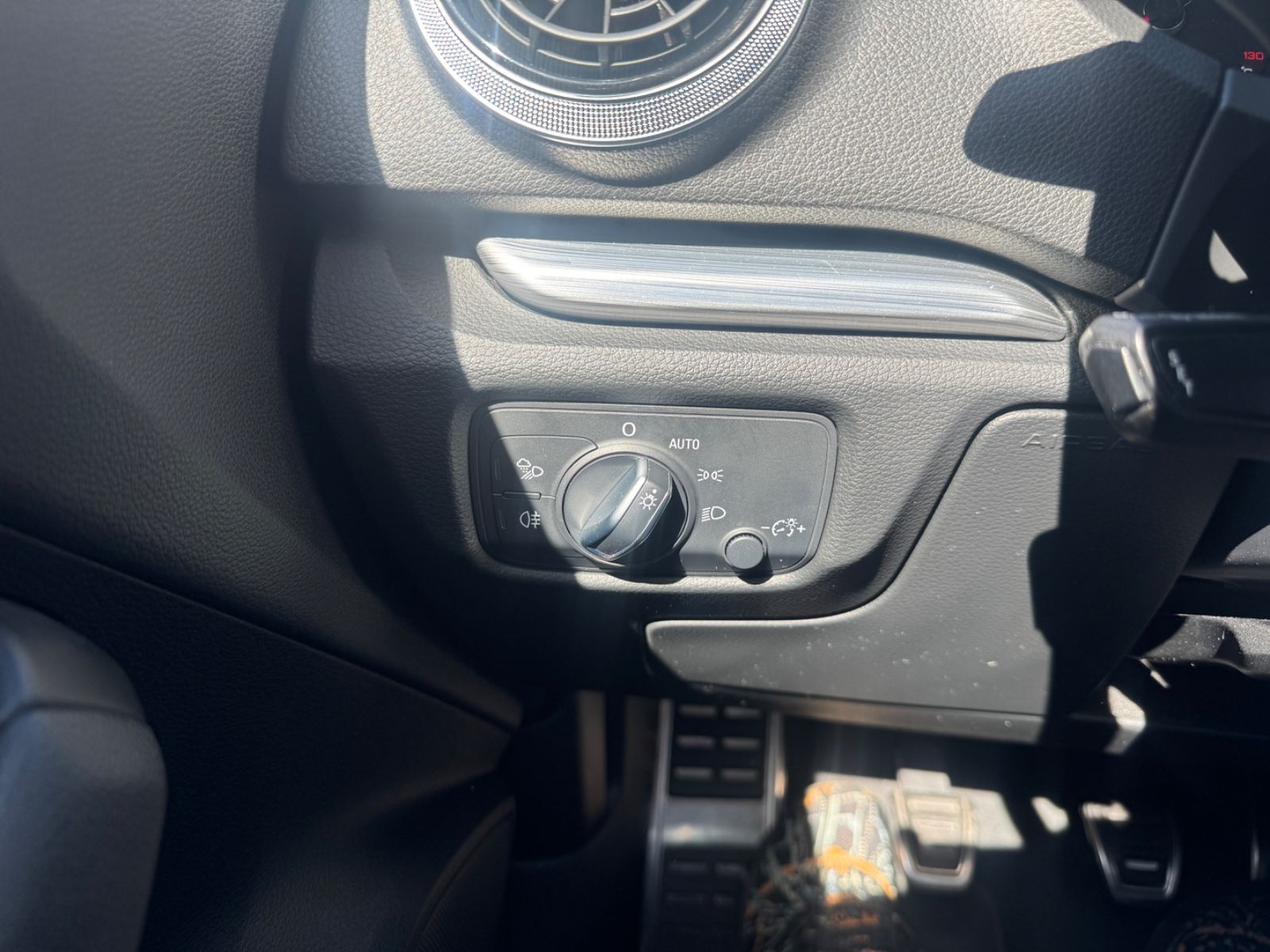 Fahrzeugabbildung Audi A3 Sportback sport Navi+LED+Bluetooth