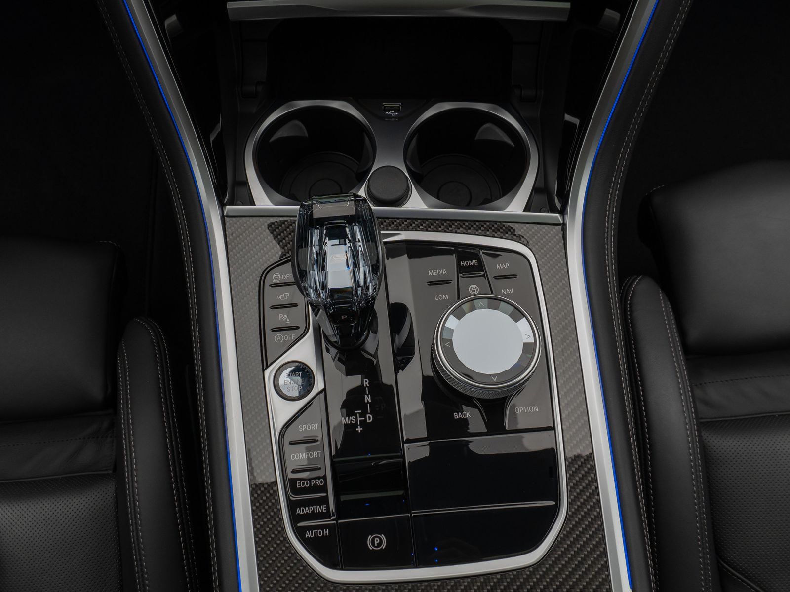 Fahrzeugabbildung BMW M850i xD GC 360° Laser SoftCl DAB Individual 20"