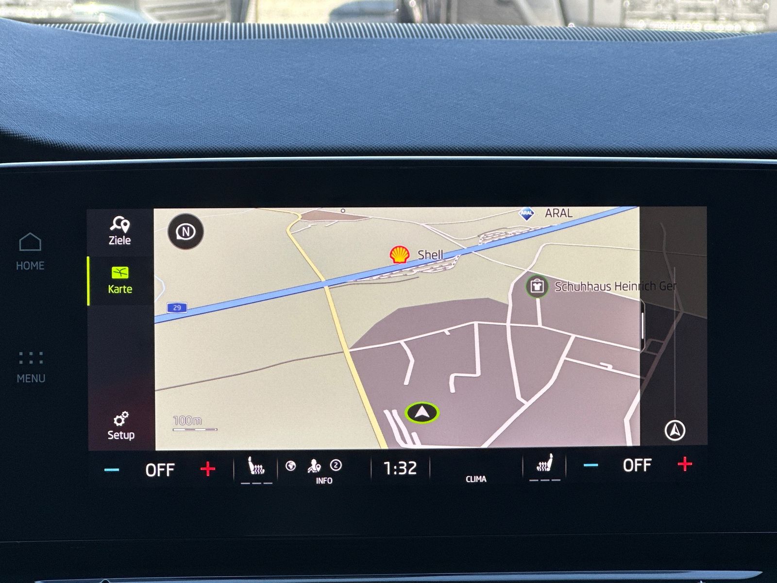 Fahrzeugabbildung SKODA Octavia Combi 2.0 TDI DSG RS NAV+LED+STHZ+ACC