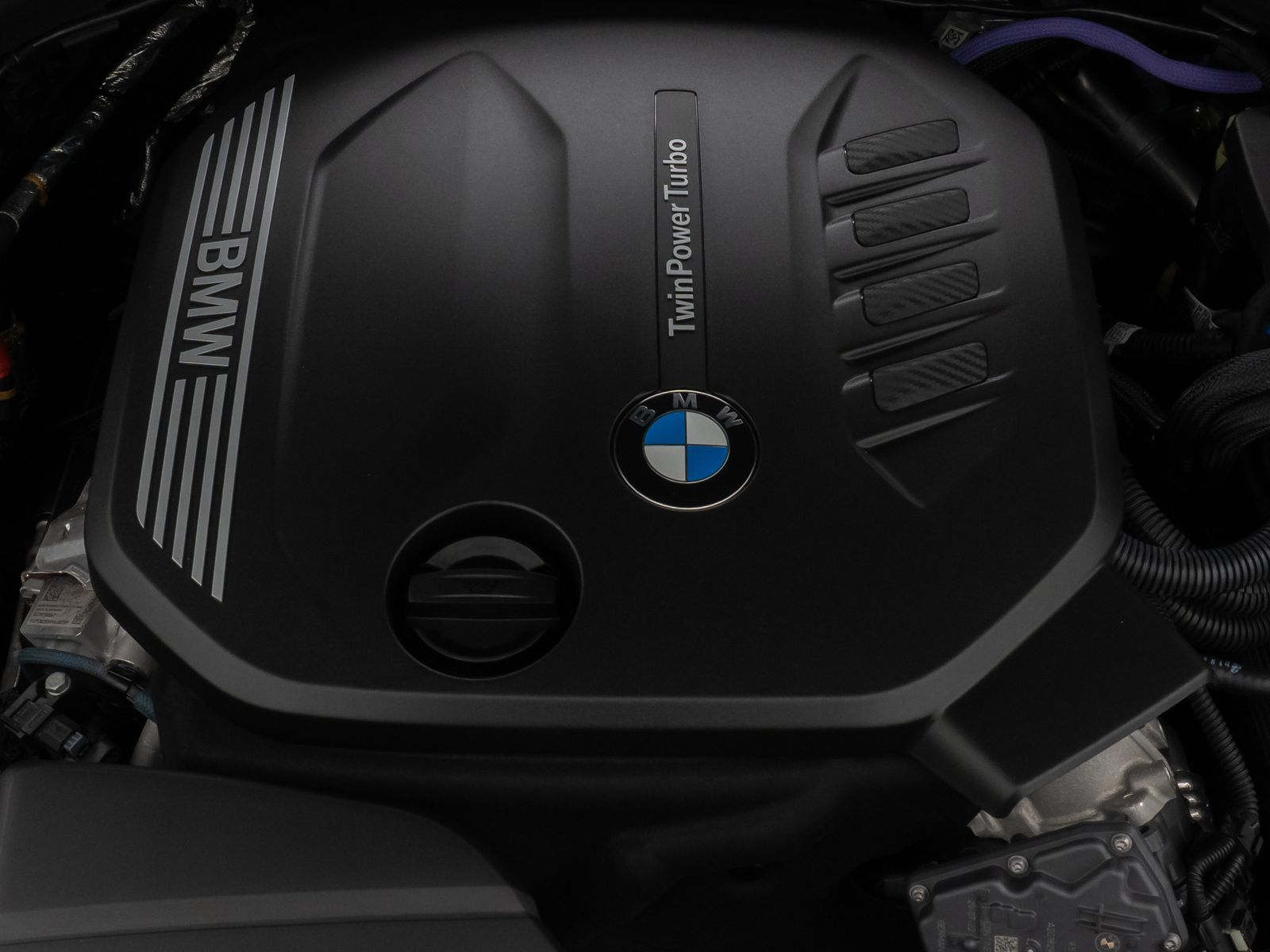 Fahrzeugabbildung BMW 318d GeschwindigReg DAB CockpitPlus Sportsitz