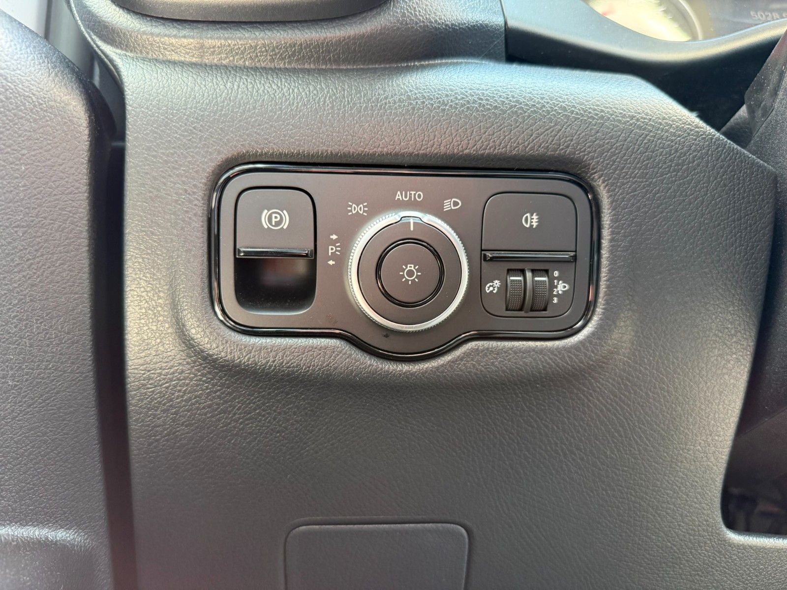 Fahrzeugabbildung Mercedes-Benz Vito 116 CDI 9G Klima Kamera SHZ