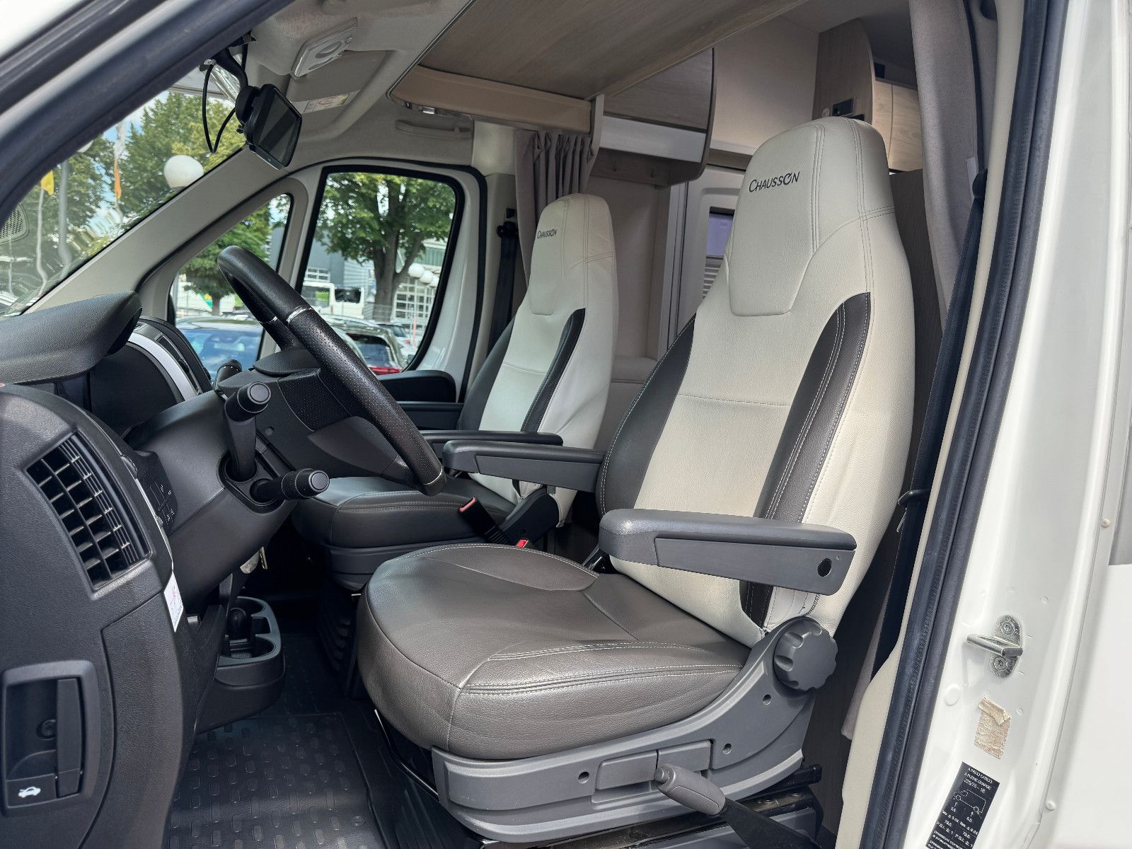 Fahrzeugabbildung Chausson Alkoven C714 GA VIP M20 FIAT DUCATO MAXI SOLAR