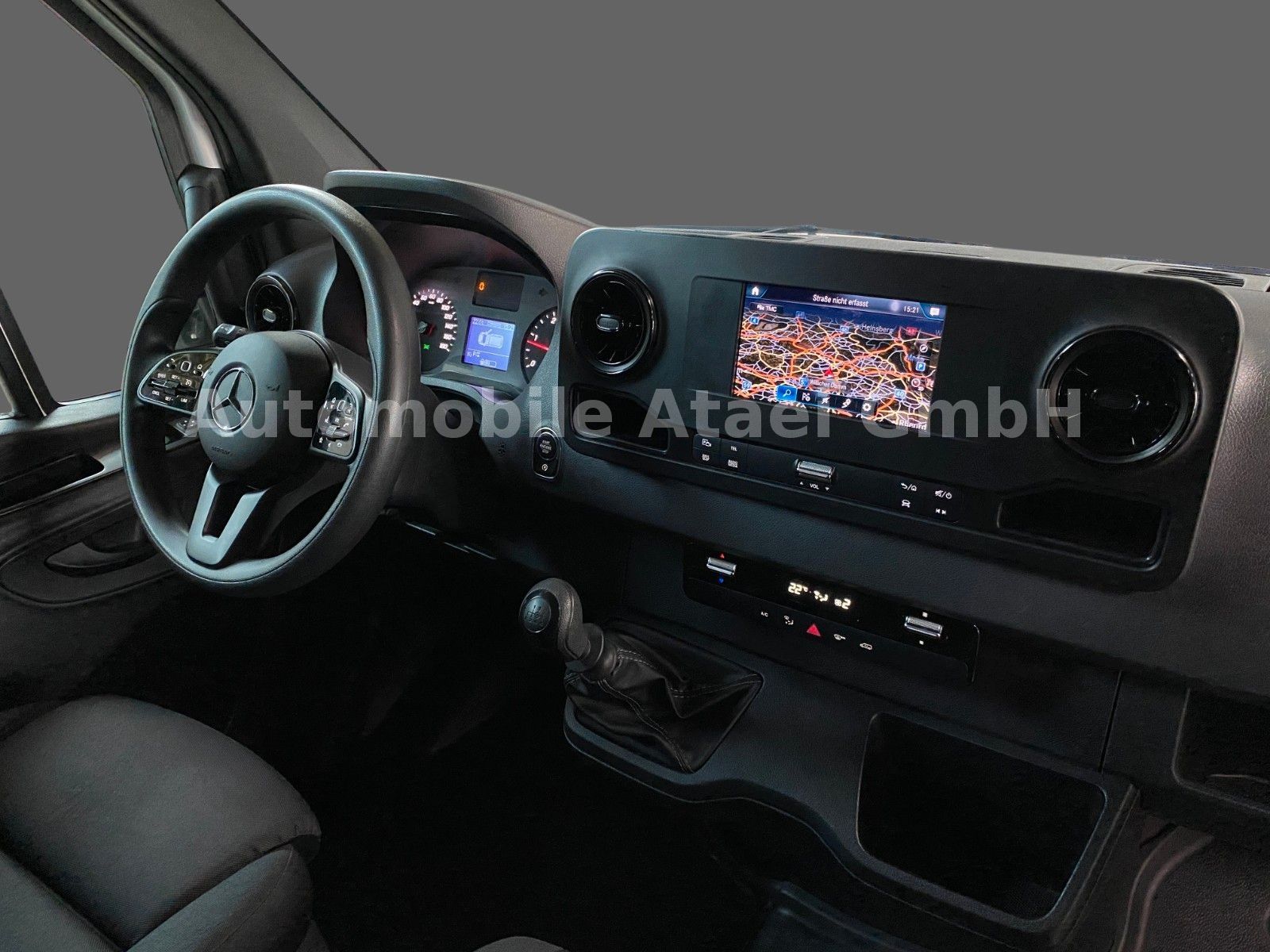 Fahrzeugabbildung Mercedes-Benz Sprinter 317 NAVI+ 360° KAMERA+ SITZHEIZ. (8646)