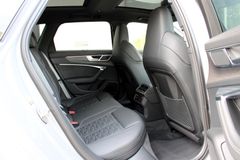 AUDI RS6 Avant /DYNAMIK+/ B&O/ STANDHZG/ SPORTABGAS AUDI RS6 Avant /DYNAMIK+/ B&O/ STANDHZG/ SPORTABGAS