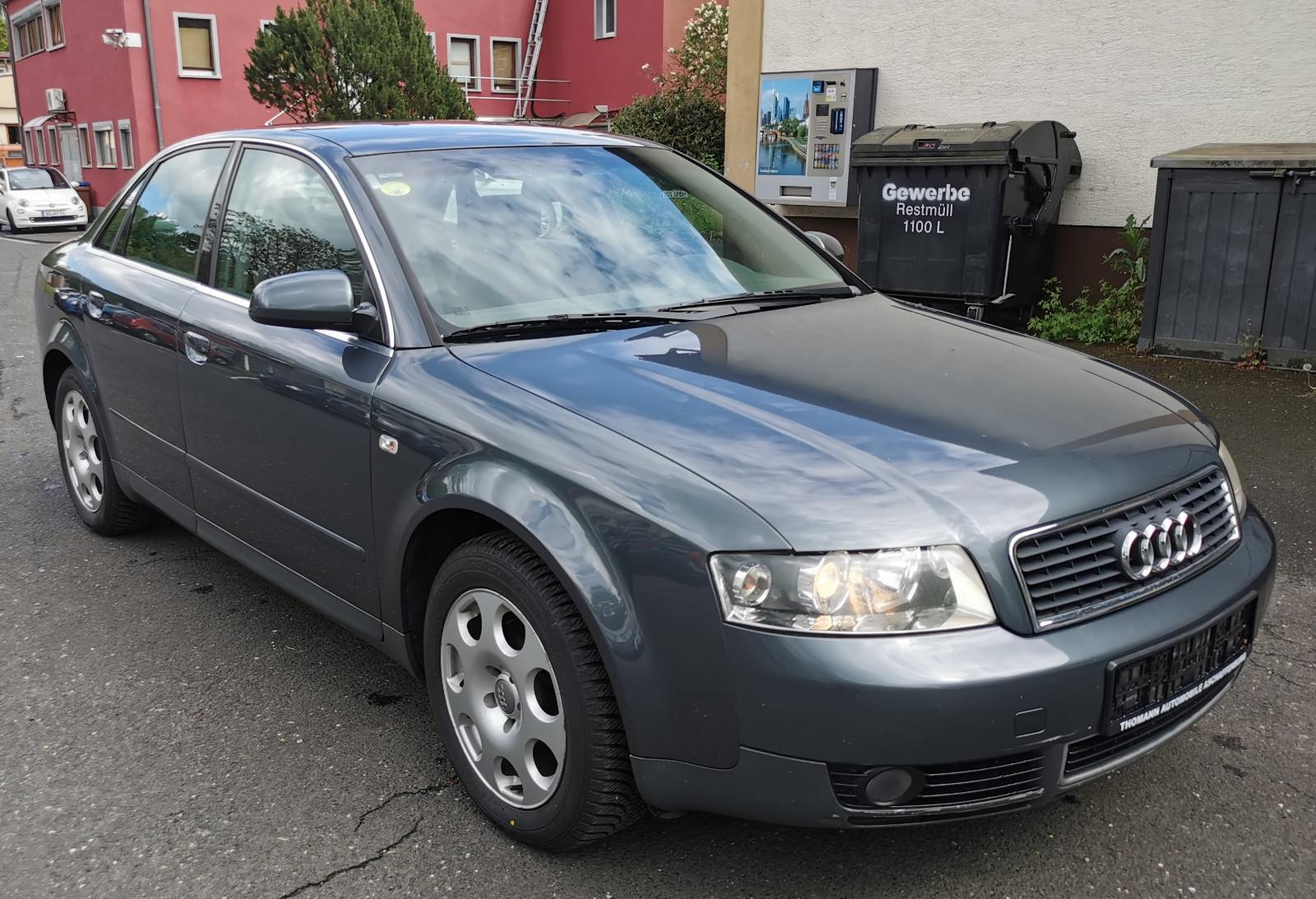 Audi A4 2.0 Klimaautomatik 8-fach bereift 2Hand Alu !