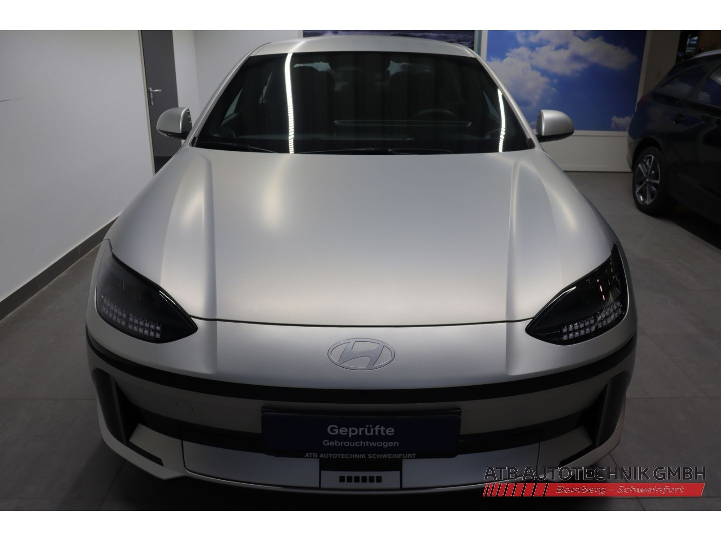 Fahrzeugabbildung Hyundai IONIQ 6 77,4 kWh DYNAMIQ 97,1% SOH Navi LED ACC