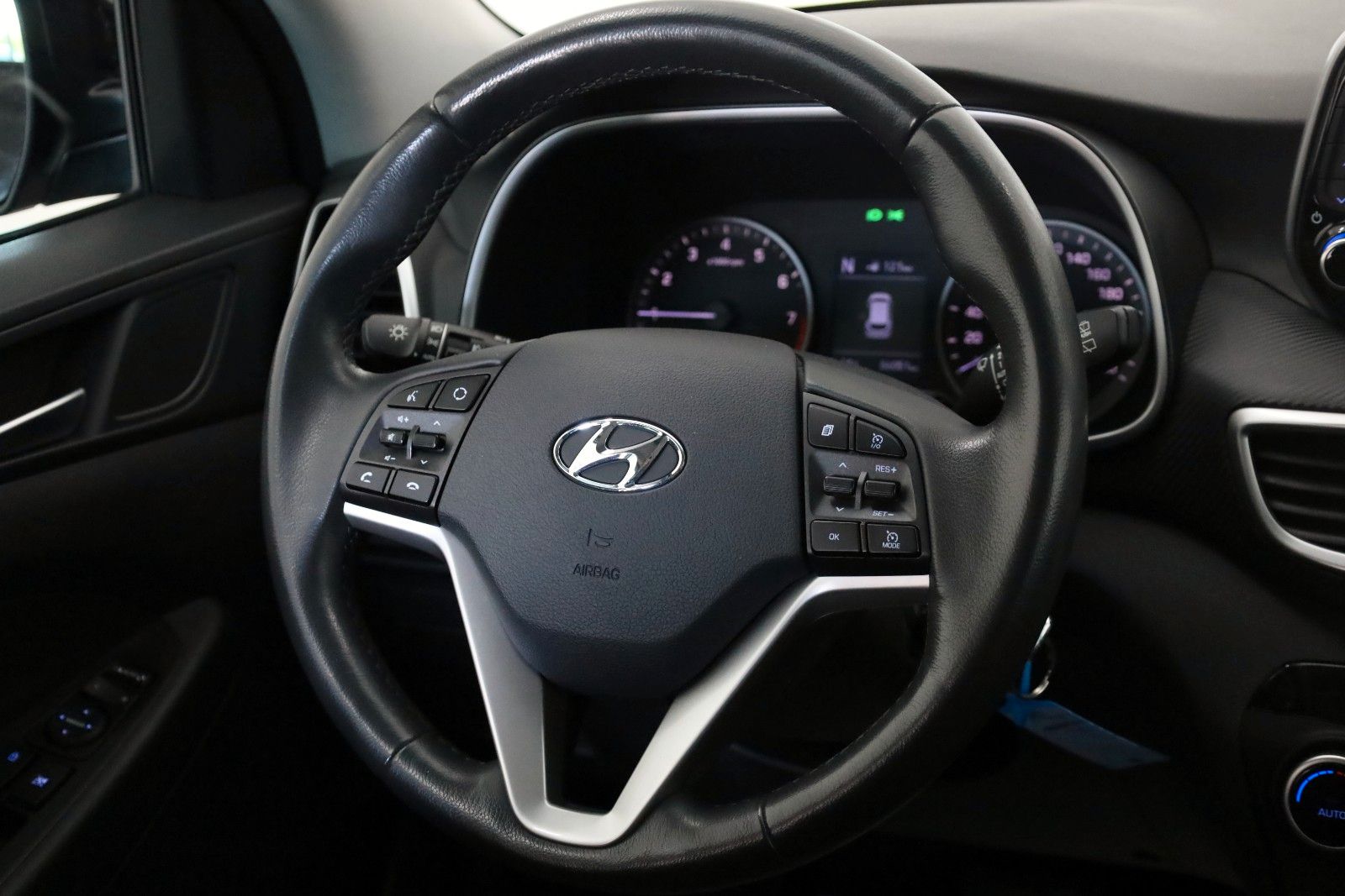 Fahrzeugabbildung Hyundai Tucson, 1.6 AWD Style Navi,Kamera,SH,Panorama