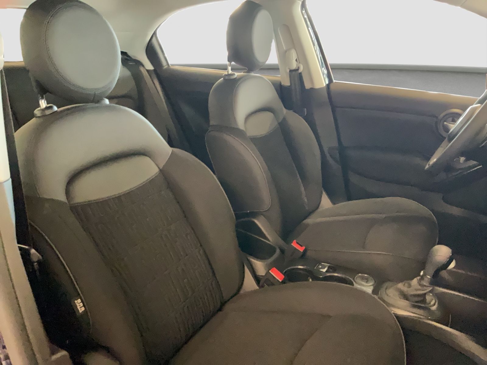Fahrzeugabbildung Fiat 500X Hybrid 1.5 GSE 96 kW 8-Fach bereift