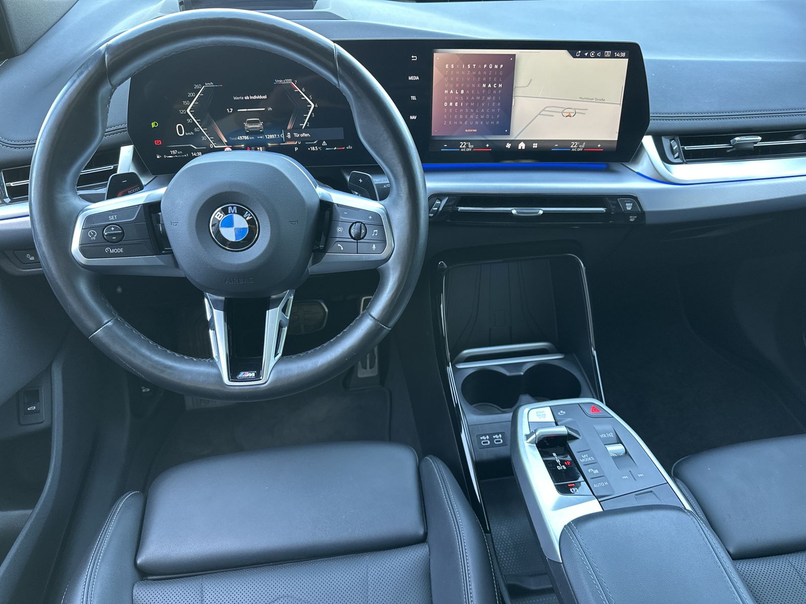Fahrzeugabbildung BMW 223i Active Tourer M-Sport NAV+LED+ACC+360°+PANO