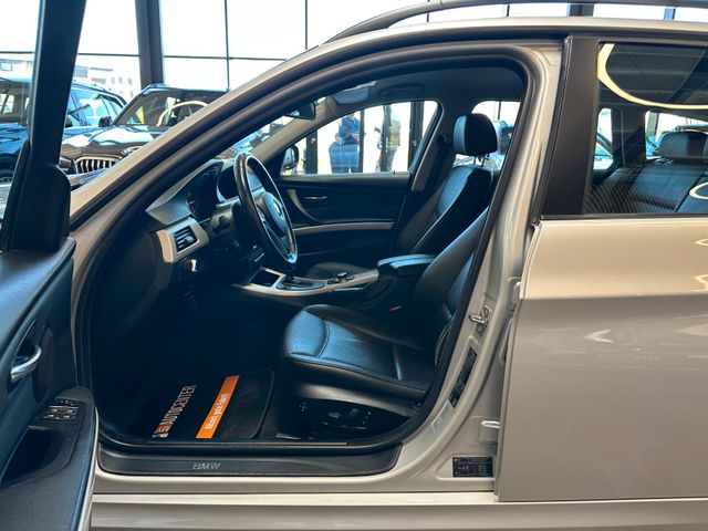 MYAUTOCENTER – Gebraucht- und Jahreswagen mit Werkstattservice in Pfaffenhofen BMW 320d Touring *Xenon*Leder*Automatik*AHK*