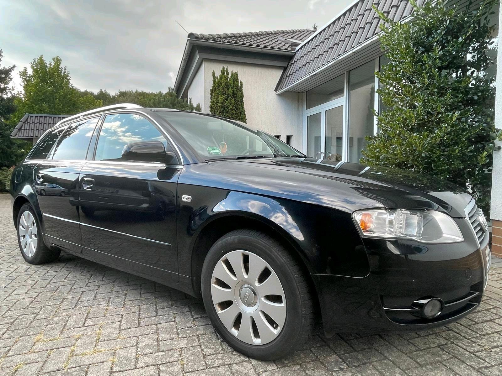 Audi A4 2005 — interior