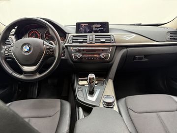 BMW 320 - 11