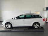 Skoda Octavia III Combi Tour 2.0 TDI *AHK, Navi, 16''- - Skoda Octavia: Ii Combi