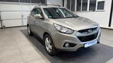 Hyundai ix35*Premium*AWD*AHK*Rentnerfahrzeug*83000 km* - Hyundai ix35 Premium mit Benzin-Antrieb