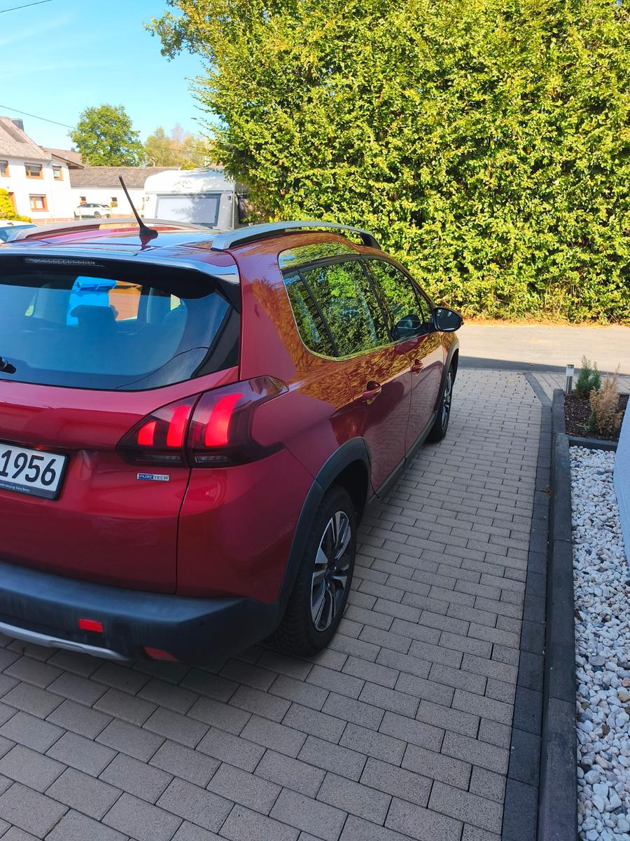 Peugeot 2008 Allure PureTech 110 Stop&Start Allure