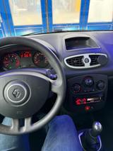 Renault Clio Yahoo 1.2 16V gepflegt zuverlässig - Renault Clio mit 3 Türen