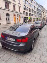 BMW 320i Luxury Line Luxury Line