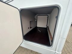 Etrusco T 7400 SB*TV+SAT*SOLAR*HUBBETT*