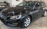 Volvo V60 Kombi 1.Hand Navi Kamera Totwinkel Leder - Volvo V60 mit Diesel-Antrieb: 1.6