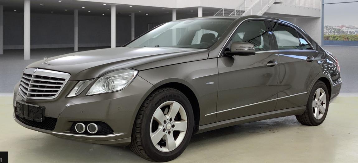 Mercedes-Benz E 350 CGI BlueEFFICIENCY Elegance Aut. NAVI/TEMP