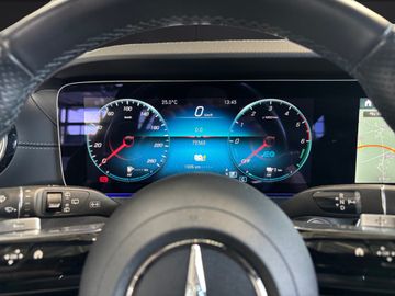 Mercedes E 300 - 7